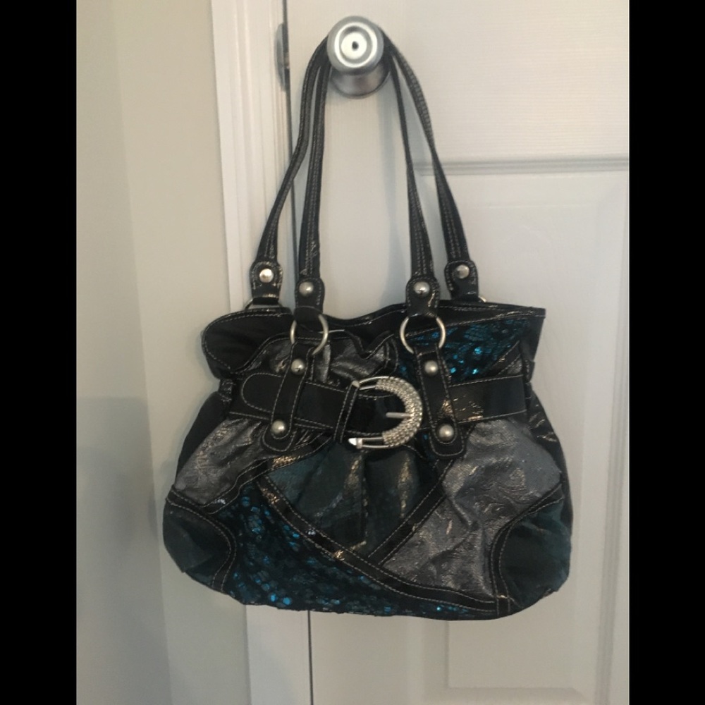 Black/teal purse with buckle-NWT